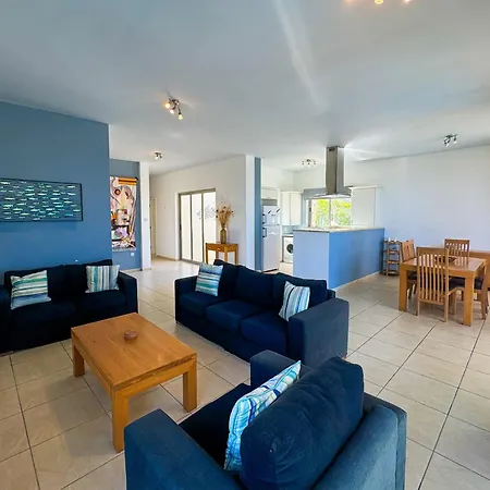 Sea View Villa *